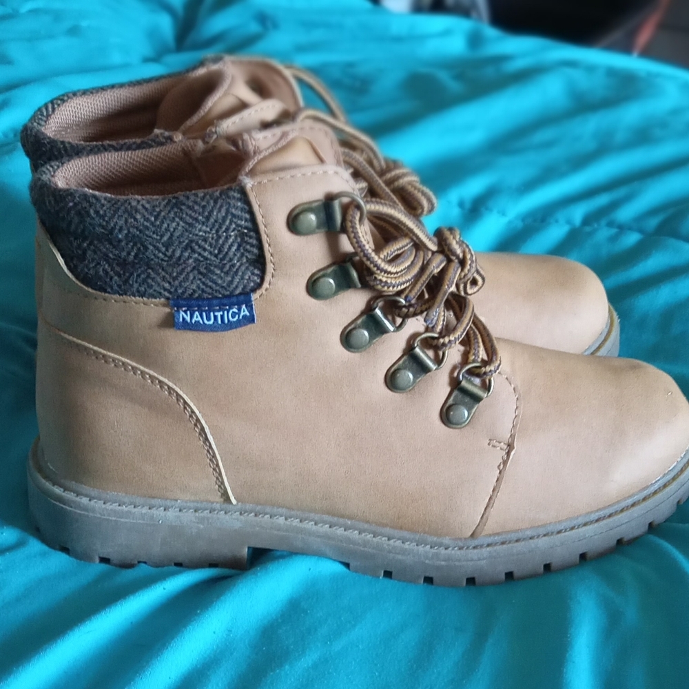 Nautical kids size 3. Brown hiking boots $15